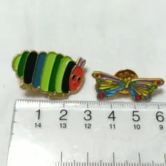 はらぺこあおむしと蝶のピンバッジセット