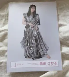 櫻坂46 unhappybirthday構文ジャケット写真衣装 森田ひかる