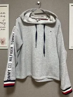 TOMMY HILFIGER グレー フード付きパーカー L