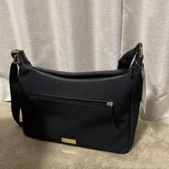 マックスマーラ ナイロン ショルダーバッグ ゴールドプレート 黒