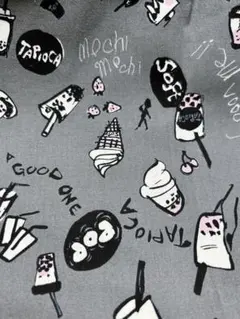 アメリカン　ポップな落書き風　プリント生地