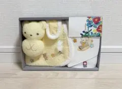 【新品未開封】familiar スタイ タオルハンカチ くま ギフトセット