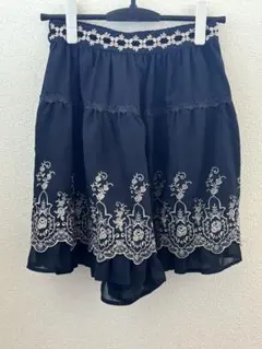 刺繍入りキュロット　ネイビー　Mサイズ　axes fammeのサムネイル