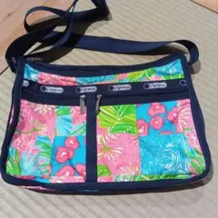 Item thumbnail for item a9078b93-852e-4e72-b7ec-516f66c0a309