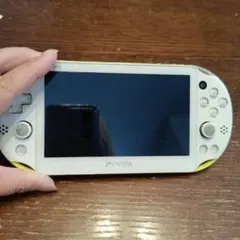 チ*キ様 PSVita 本体 ライムグリーン/ホワイトPCH-2000
