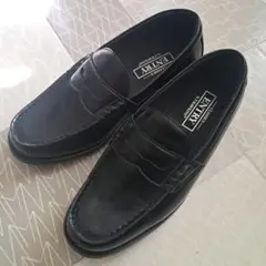 ローファー 革靴