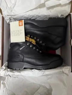 Supreme × Timberland Field Boot "Black"のサムネイル