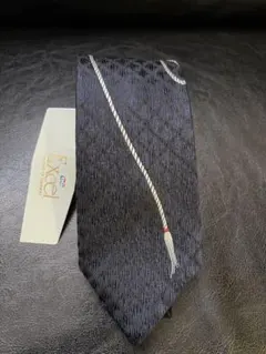 Item thumbnail for item 2fe1a427-db43-45a5-8f77-73cd688a05a1