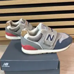 ニューバランス　スニーカー　靴　キッズ　子ども　グレー　996 15.5cm