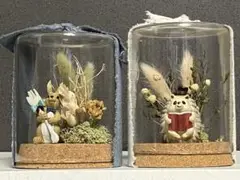 ガラスドームの置物