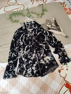 大セール★ZARA／アートシアーブラウスM★羽織りにも