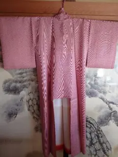 【ヴィンテージ】赤系 着物　地紋 お召し　袷　正絹