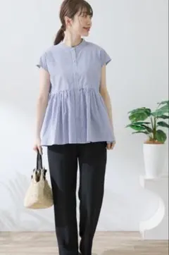 URBAN RESEARCH Sonny labelペプラムブラウス　グレー×白のサムネイル