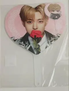 nct wish 2周年 ソウルコン ファンミ ハート うちわ リョウ - メルカリ