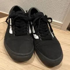 ブラック ホワイト ストライプ スニーカー