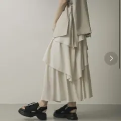 アシメティアードスカート