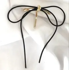 ヘアカフ　ポニーフック　ヘアアクセサリー　髪飾り　ヘアアレンジ　新品　リボン