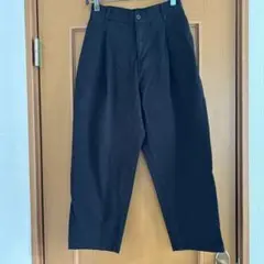 タックテーパードパンツ カジュアルパンツ