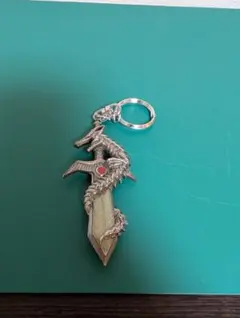 ドラゴンの剣キーホルダー