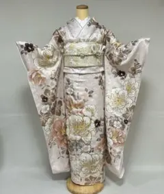 上品なくすみピンクの椿の柄の振袖フルセット