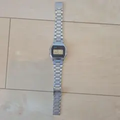 CASIO A158 デジタル腕時計 シルバー 動作品 ※時間調整不可のサムネイル