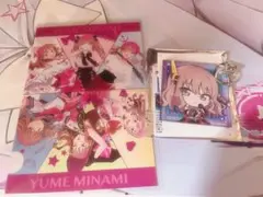 グリッドマンユニバース　ドンキコラボ　アクキー