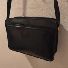 GUCCI　ショルダーレザーバッグ