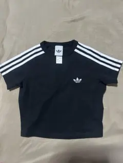 adidas Originals クロップドTシャツ