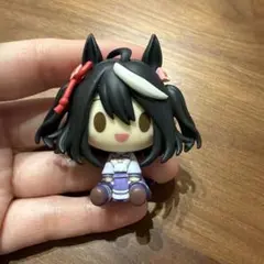 どきゅーと キタサンブラック 超特大 ぬいぐるみ - メルカリ