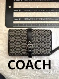 COACH 2つ折り財布