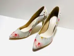 桜柄 パンプス ヒールのサムネイル