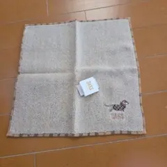 未使用　DAKS ダックス タオルハンカチ ダックスフンド刺繍のサムネイル