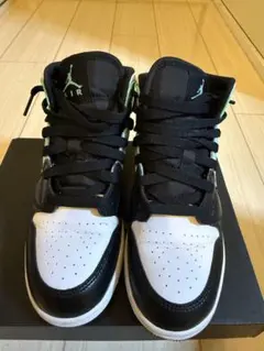 AIR JORDAN 1 MID GS ミントグリーン 23.5