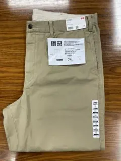 ユニクロ　ストレートチノ　リラックスフィット　ウエスト110