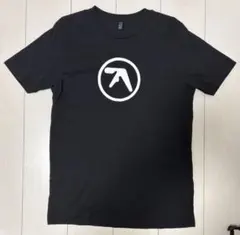 o*N様 美品 Aphex Twin ロゴ Tシャツ Lサイズ 肉厚ボディ バッ 美品 Aphex Twin ロゴ Tシャツ Lサイズ 肉厚ボディ バックプリント