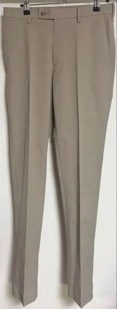 ★新品未使用★UNIQLO 感動パンツ ライト ベージュ