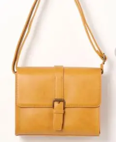 美品　ehka sopo　合皮フラップミニショルダーバッグのサムネイル