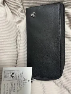 新品のミッキー長財布