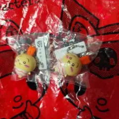 ちいかわ ストラップ付きフィギュア 2個セット　くら寿司　コラボ　えび　海老