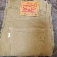 リーバイスベージュ