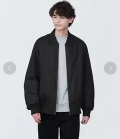 無印良品 黒　XL 木の実から作ったカポック混中わたブルゾンのサムネイル
