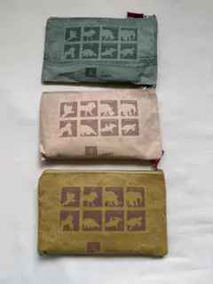 エミレーツ航空　アメニティポーチ