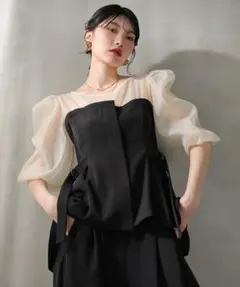 【お値下げ中】Kana ビスチェペプラムトップス パンツ セットアップ ドレスのサムネイル