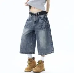 【値下げ‼️】ワイドデニム クロップドパンツ ヴィンテージ加工のサムネイル