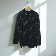 カットソー【L】ベロア調 ゴールド　個性的　韓国製 きれいめ 秋冬 d467