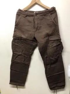 カーゴパンツ