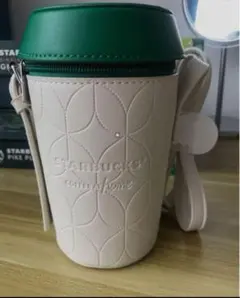 最後一点即発送中国STARBUCKS 水筒カバー・ケース ホワイト・グリーン新品