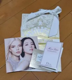 Item thumbnail for item 2857b46d-6ba0-4dfa-baef-6aab1d37252c