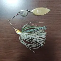 スピナーベイト ダブルブレード　バス釣り