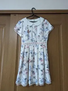 ロディスポット　花柄ワンピース